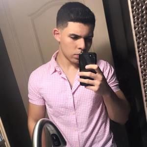 Meet your Posher, Axcel